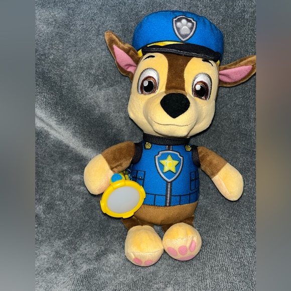 Paw Patrol Toys Paw Patrol Snuggle Up Chase Plush With Flashlight